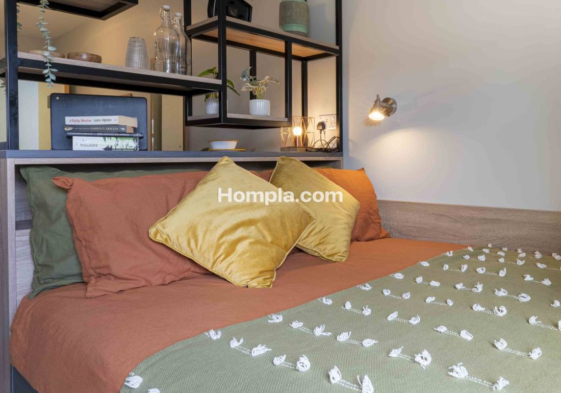 iQ Hammersmith apartment