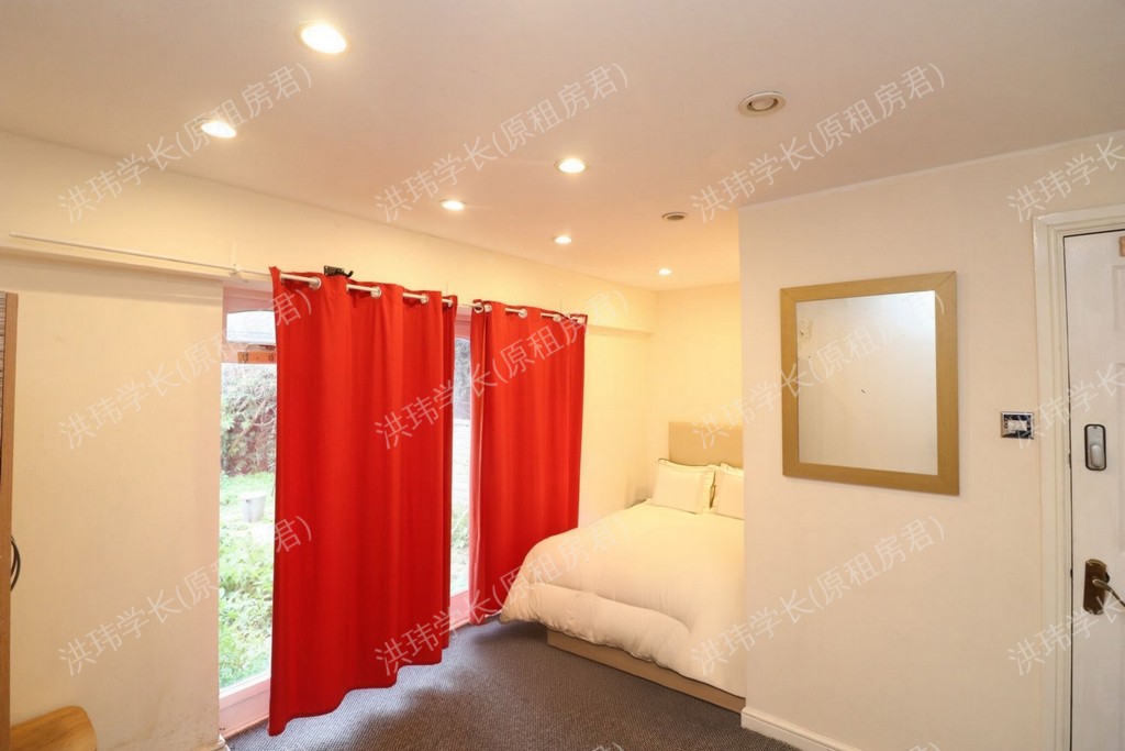 Princes Riverside Road | City Rooms公寓