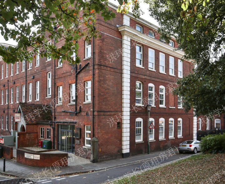 Dean Clarke Lofts公寓