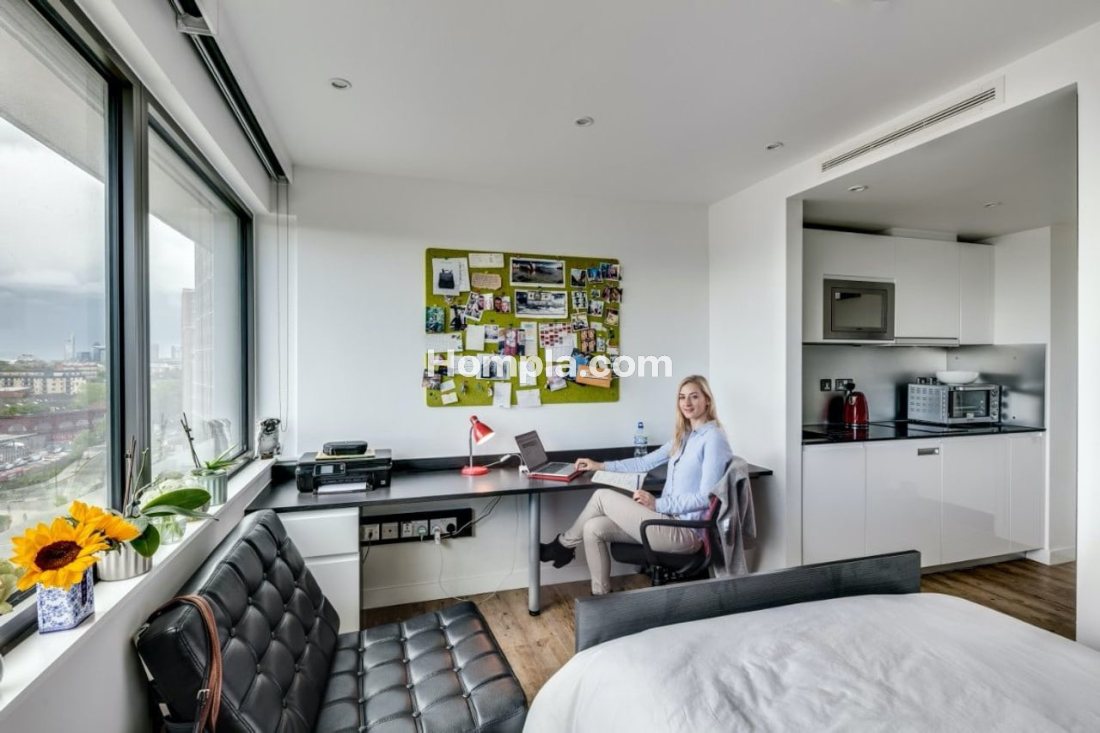 Urbanest King's Cross apartment
