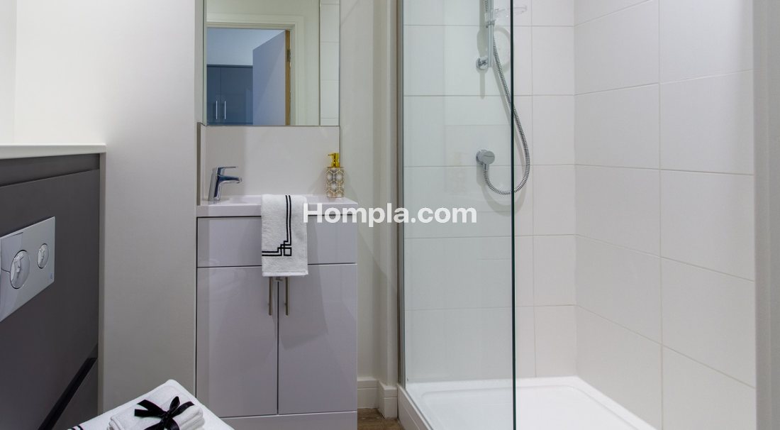 Kensington House apartment