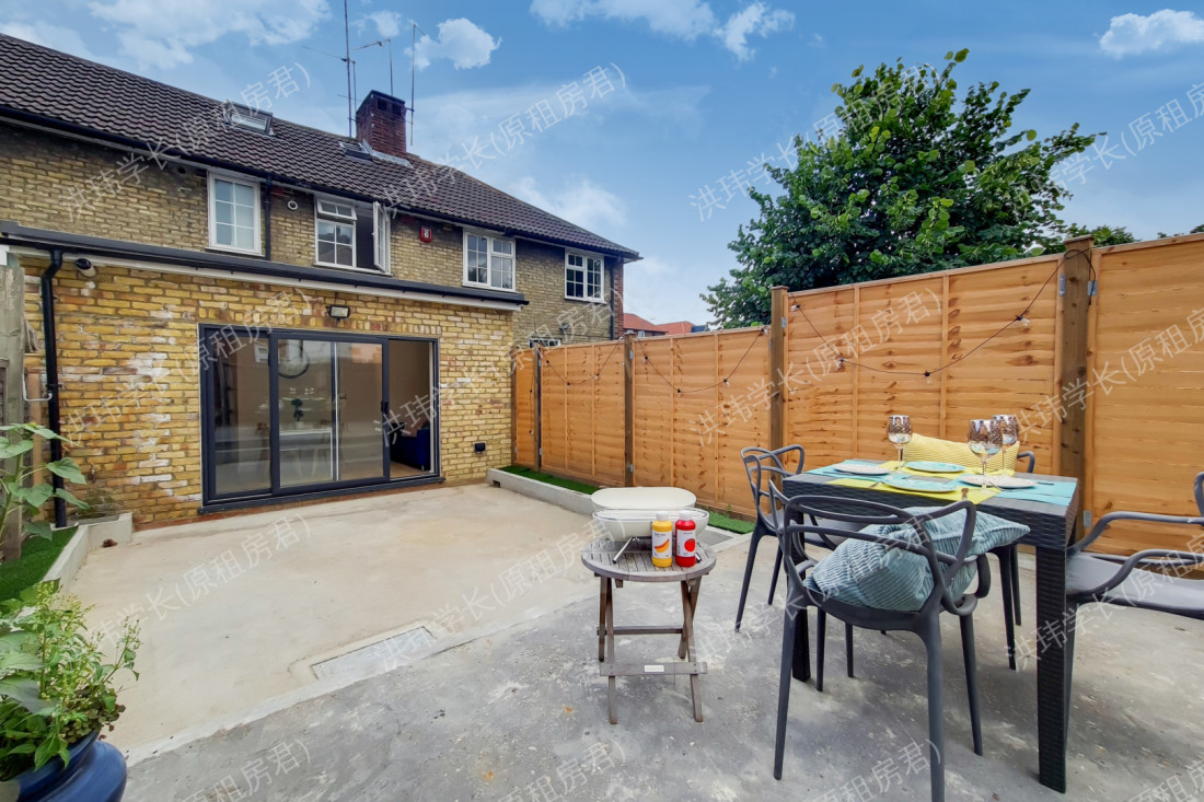 YOHO White City Westway公寓