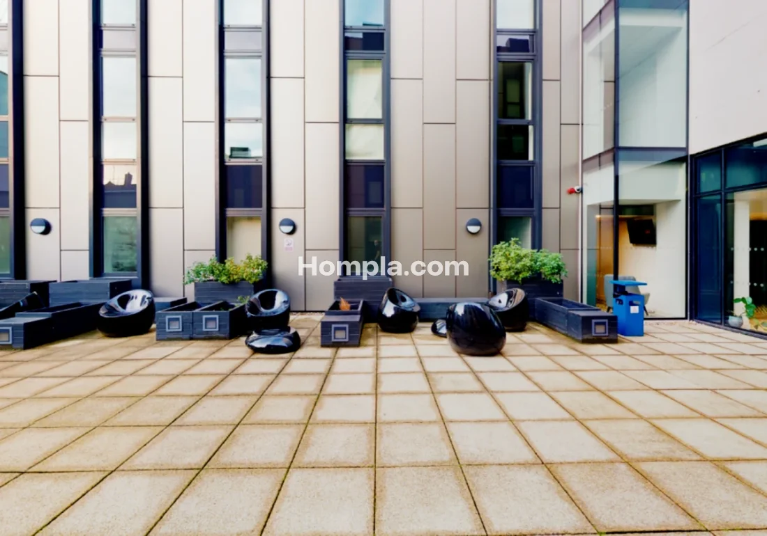 iQ Hammersmith apartment