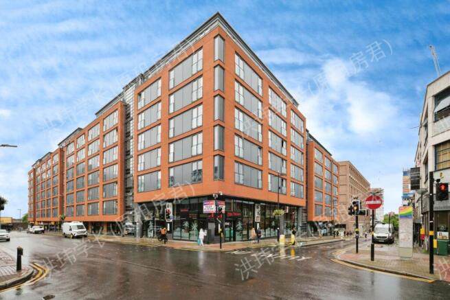 Latitude Apartments公寓