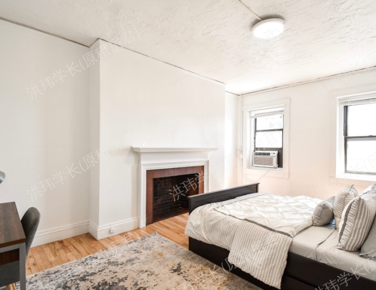 Westland & Hemenway Apartments公寓