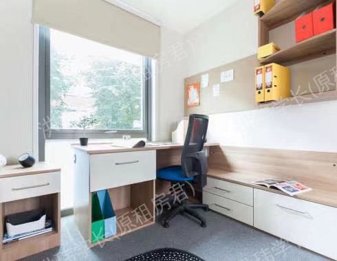rooms picture