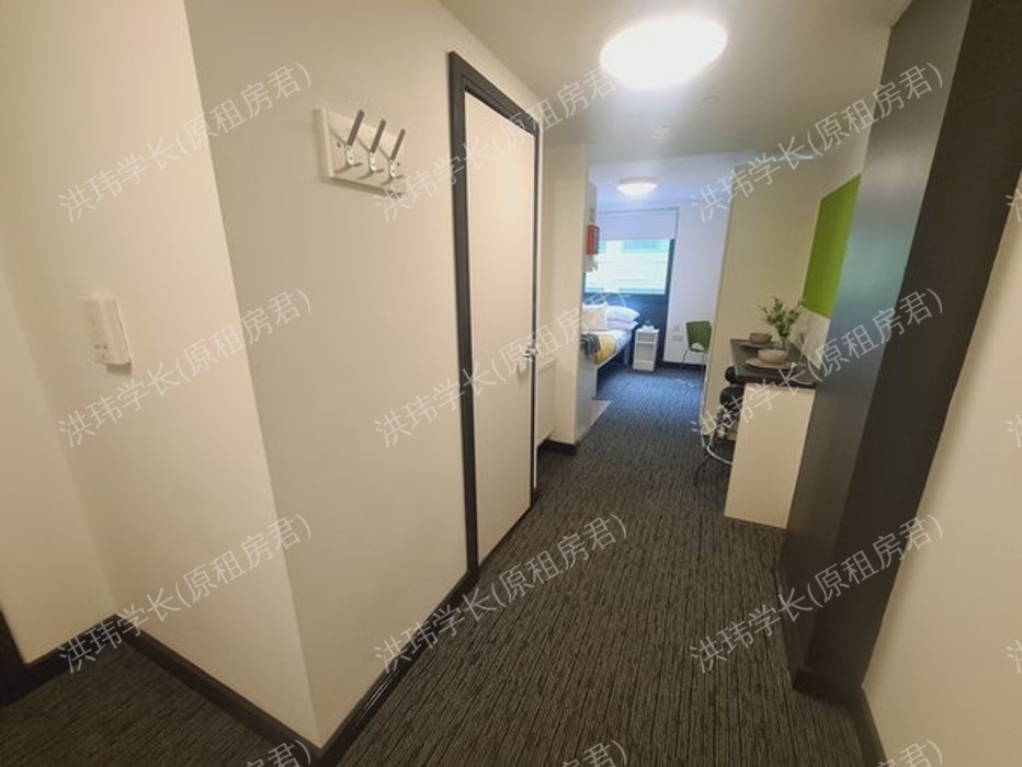 St James' Point公寓