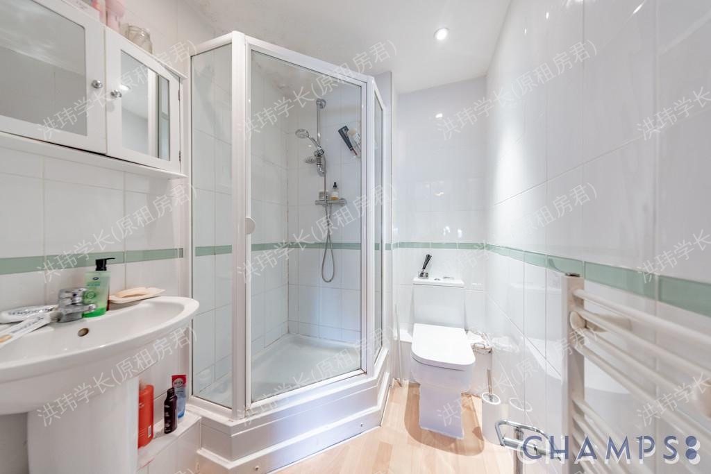 Flat 24 Poulton Court公寓