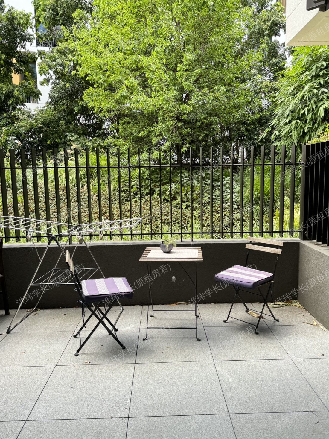 86 Wigram Road公寓