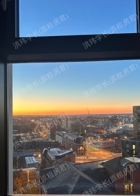 IQ Altus House公寓