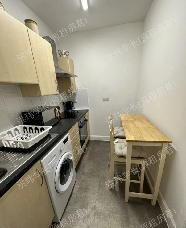 爱丁堡Old College 对面公寓