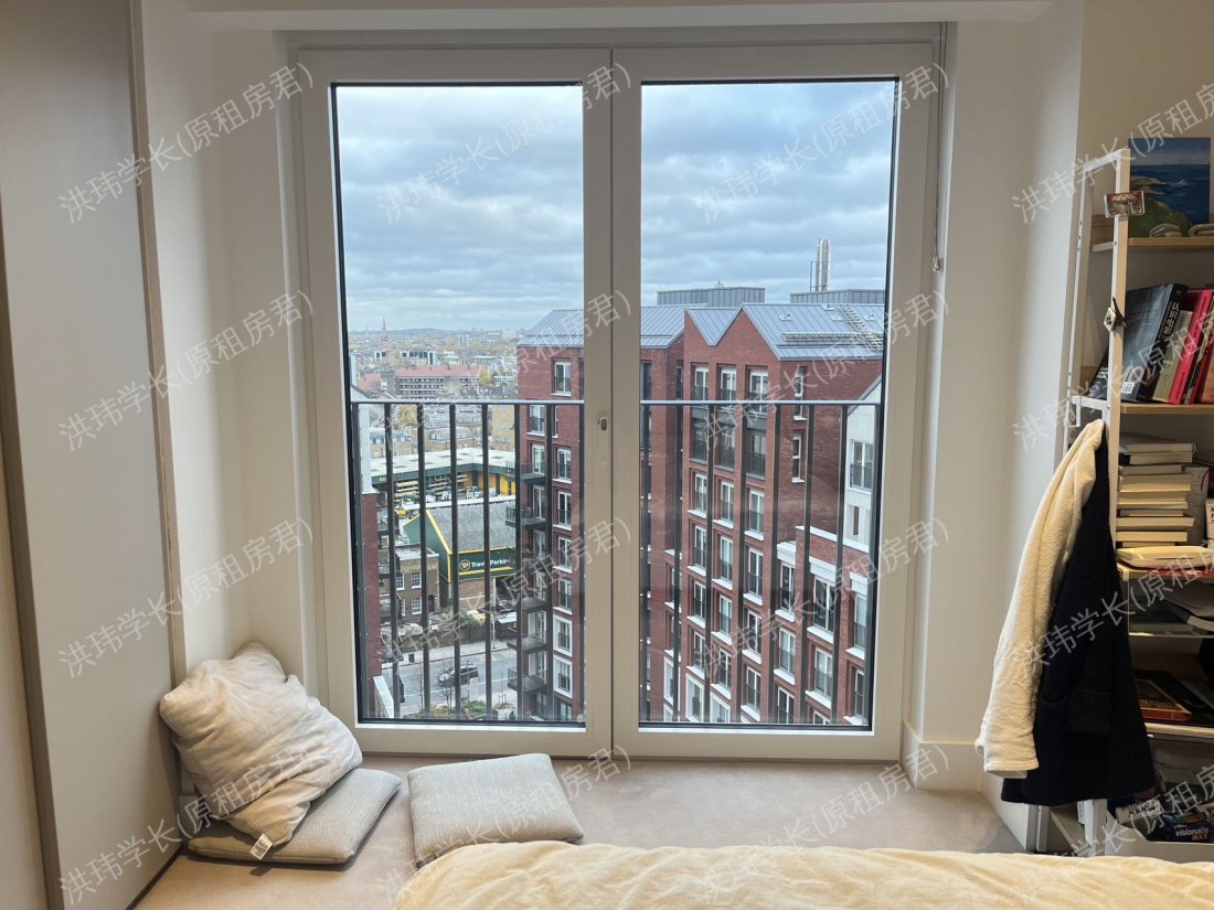 Exchange Gardens公寓