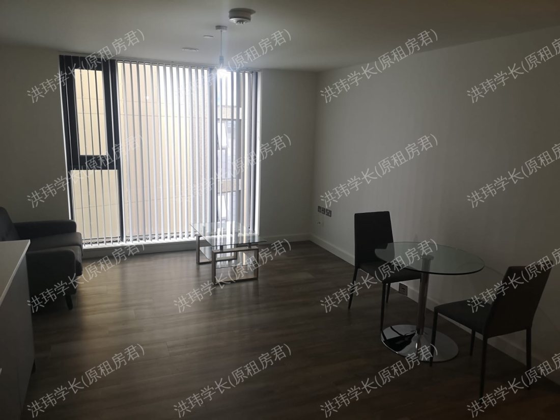 The Bank Tower 2公寓