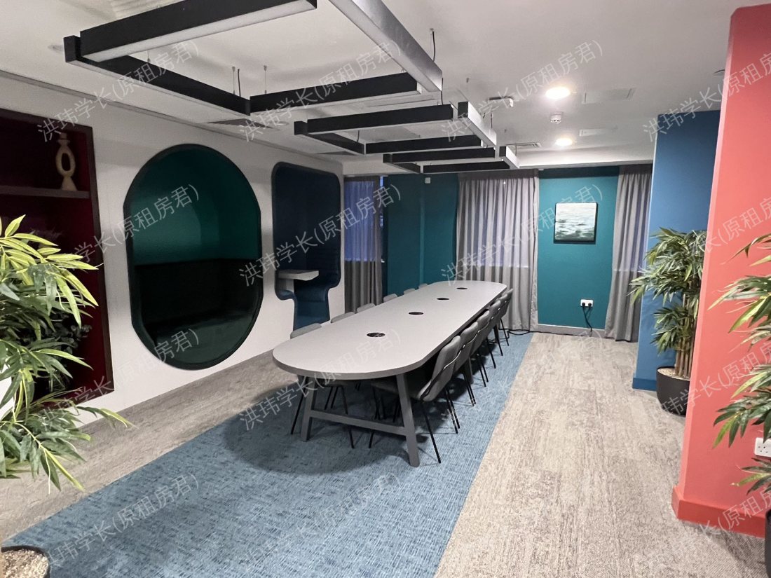 Q Three Residence公寓