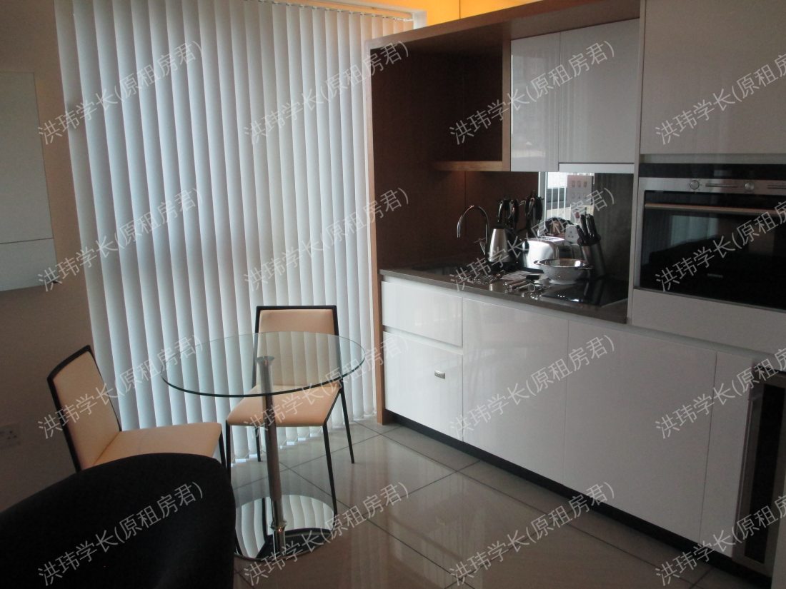 Triton building公寓