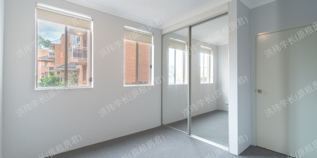 在castle hill 两房两卫带车库和小院公寓