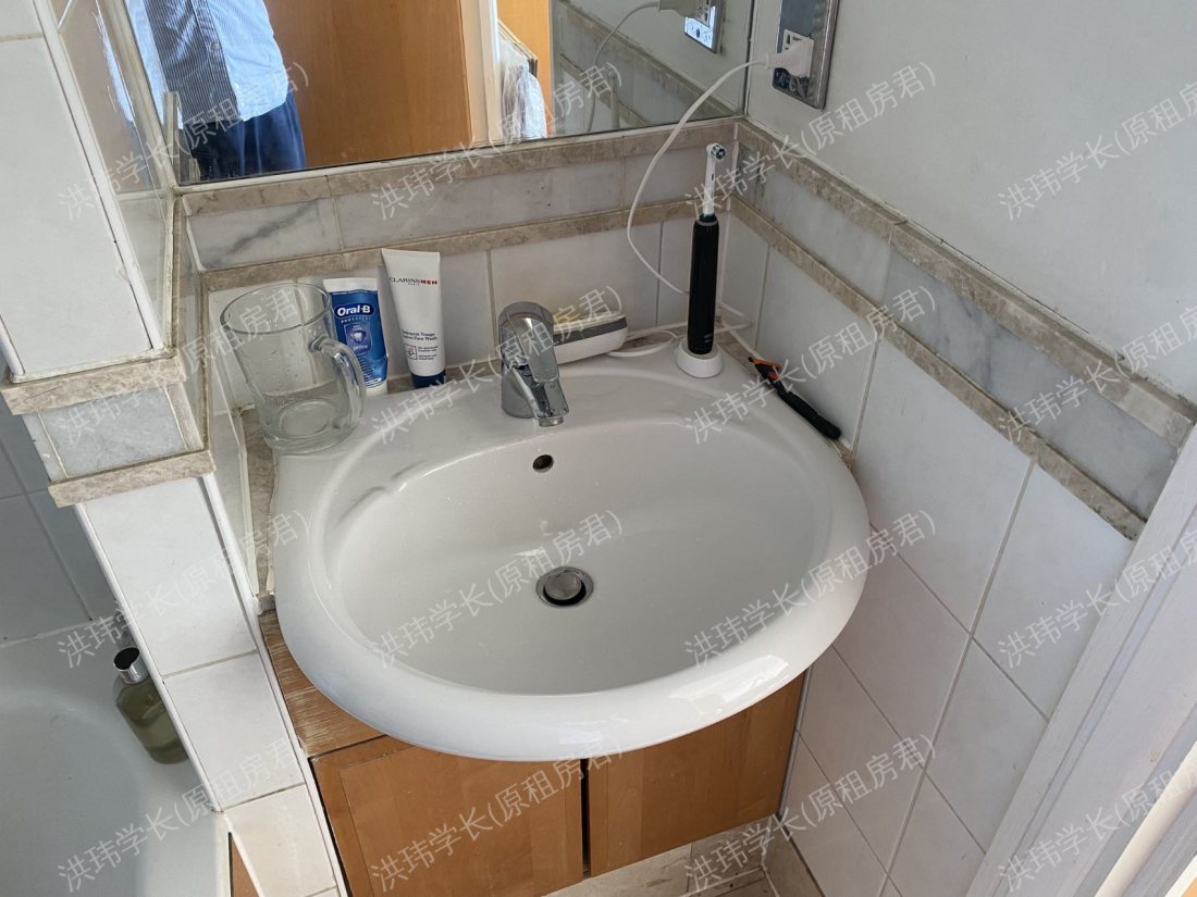 Whitehouse Apartments公寓