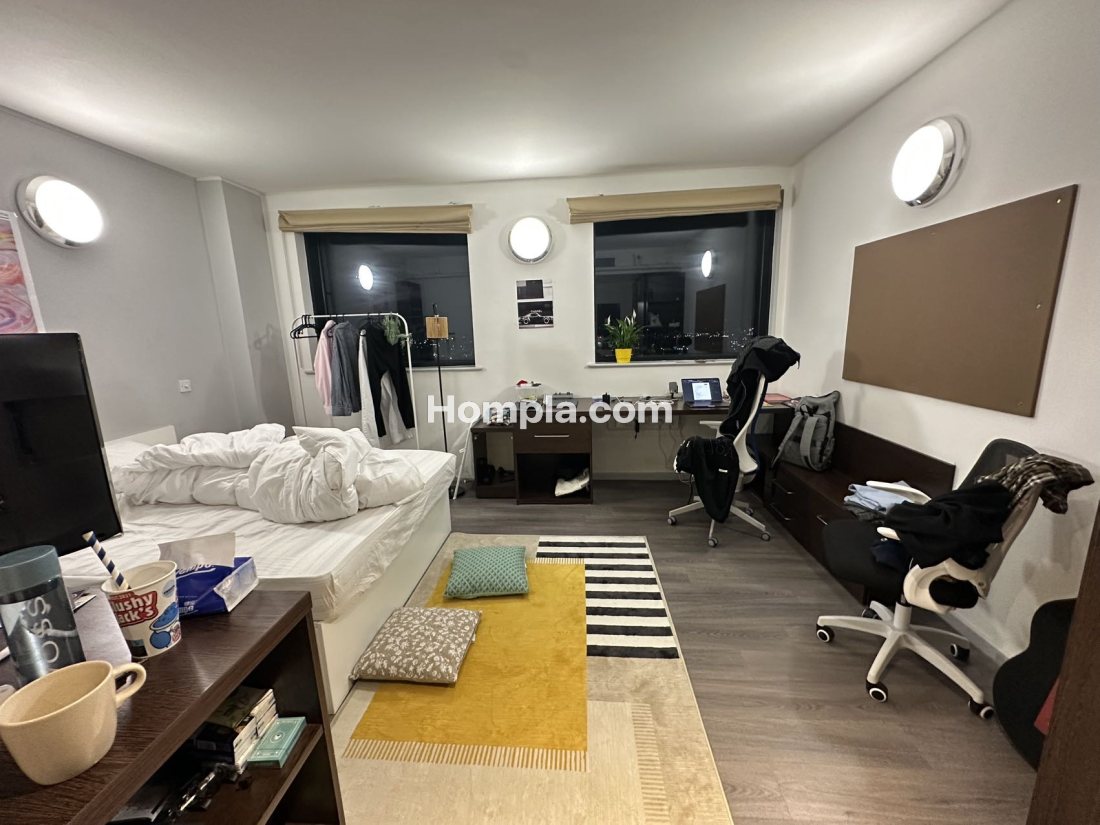 Sky Plaza apartment