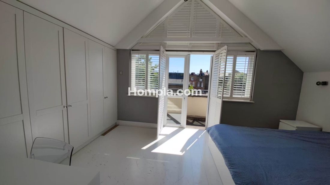 19 Brightlingsea Pl apartment