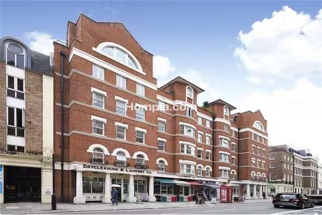 Bloomsbury Plaza apartment
