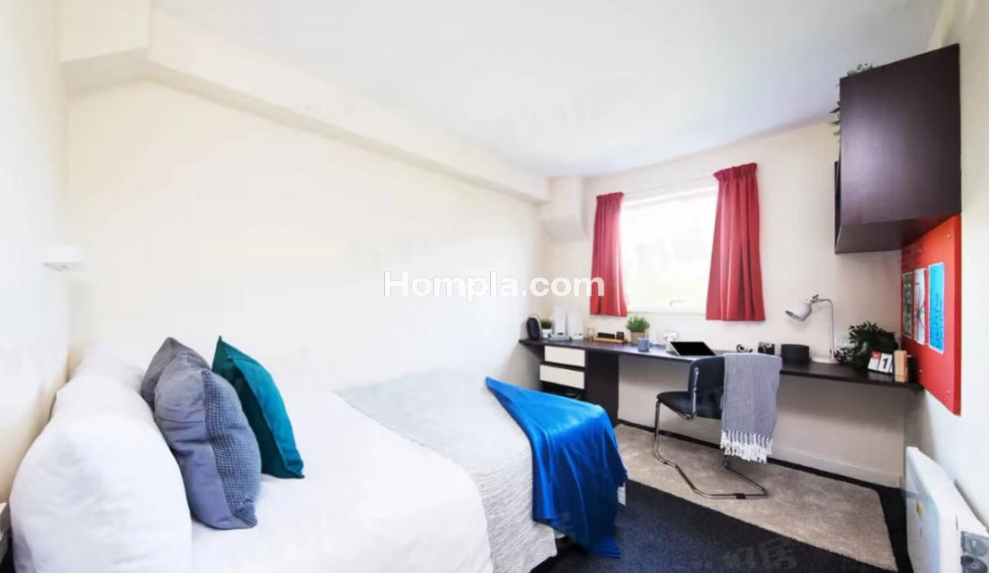 Byron Central apartment