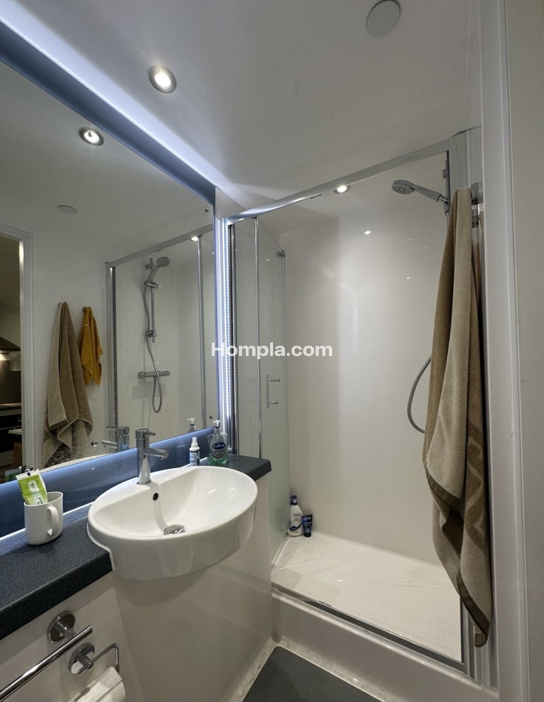 Brigg point apartment