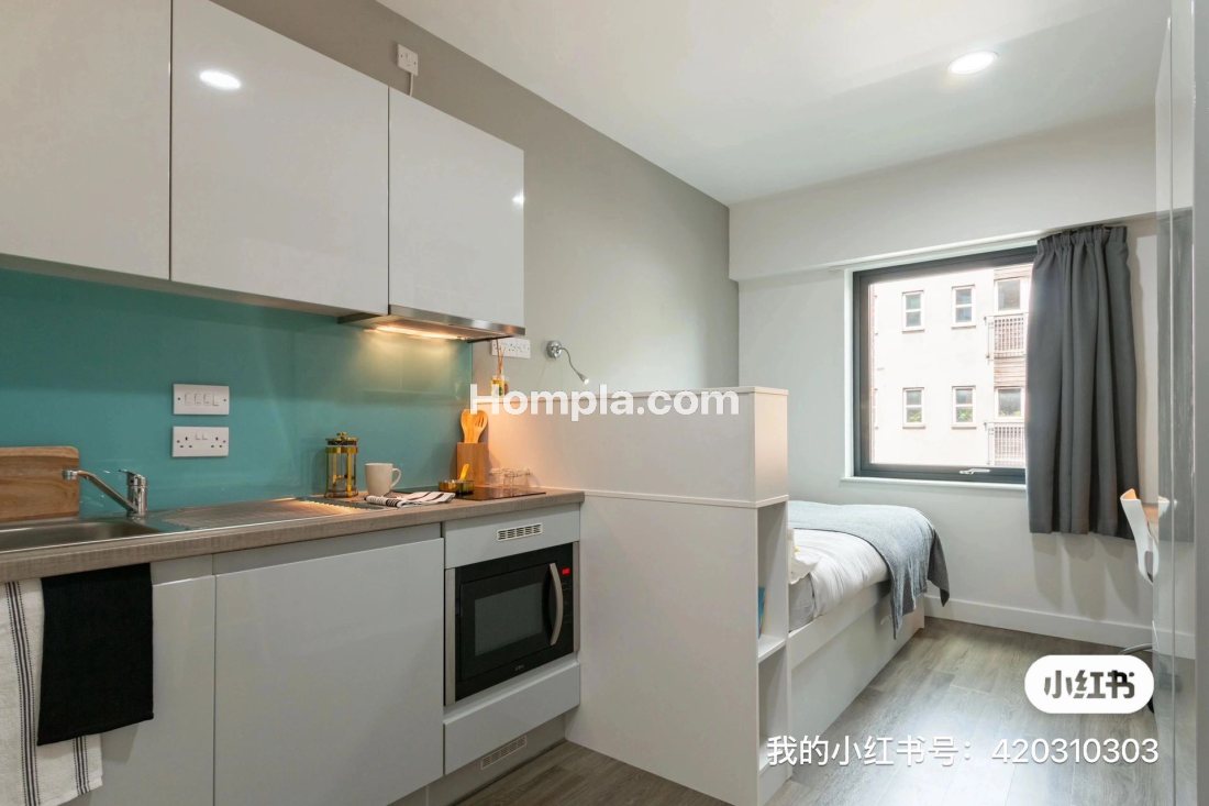 Kingston plaza apartment