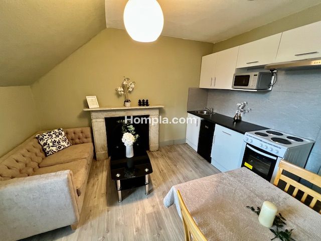 13 Glazbury Road apartment