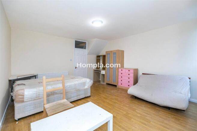 Clarence Garden apartment