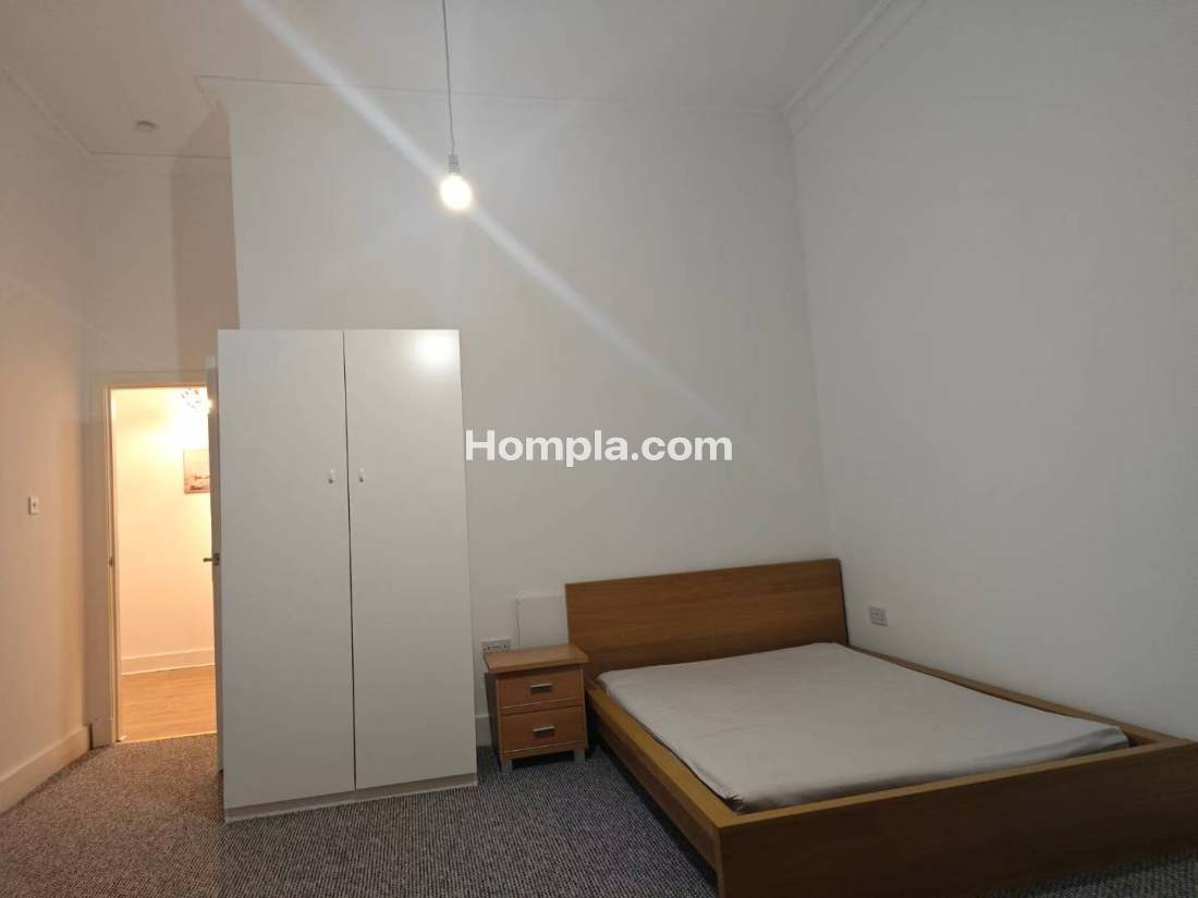 2b1b apartment