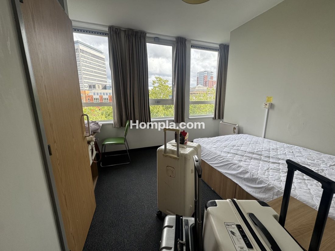Favell house apartment
