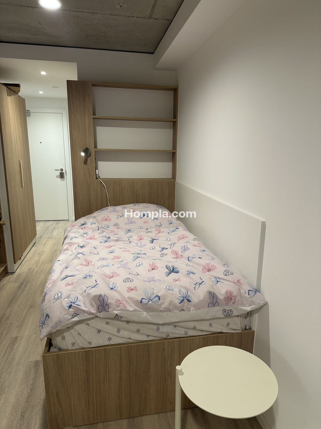 Canvas Wembley Arthur House apartment