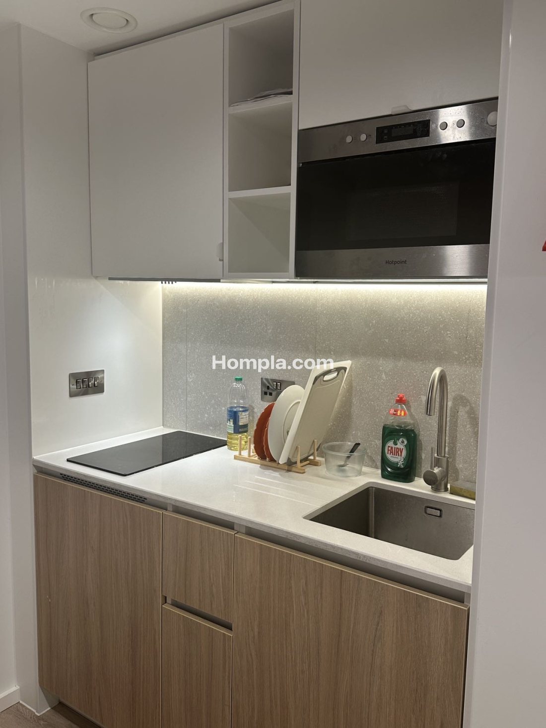 Canvas Wembley Arthur House apartment