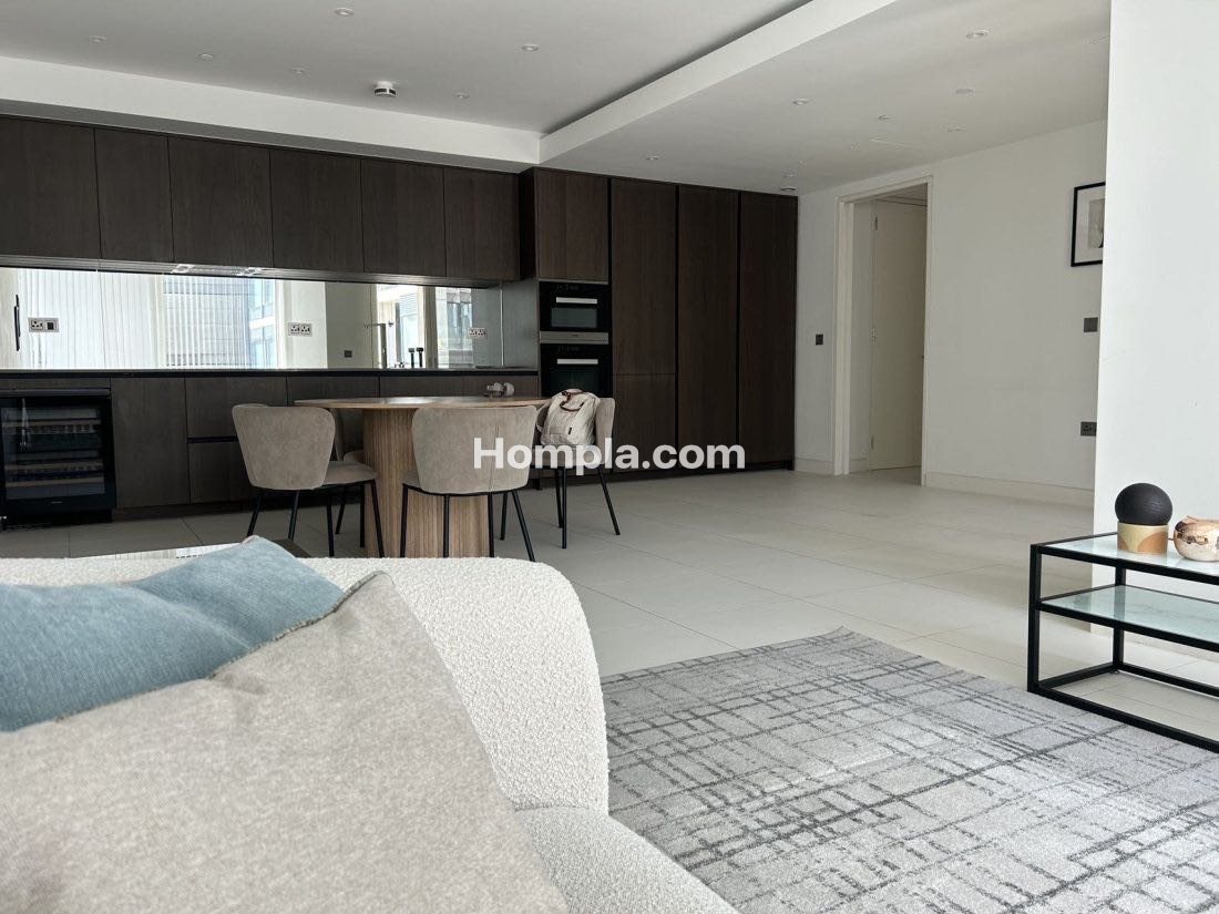 Sugar Quay apartment