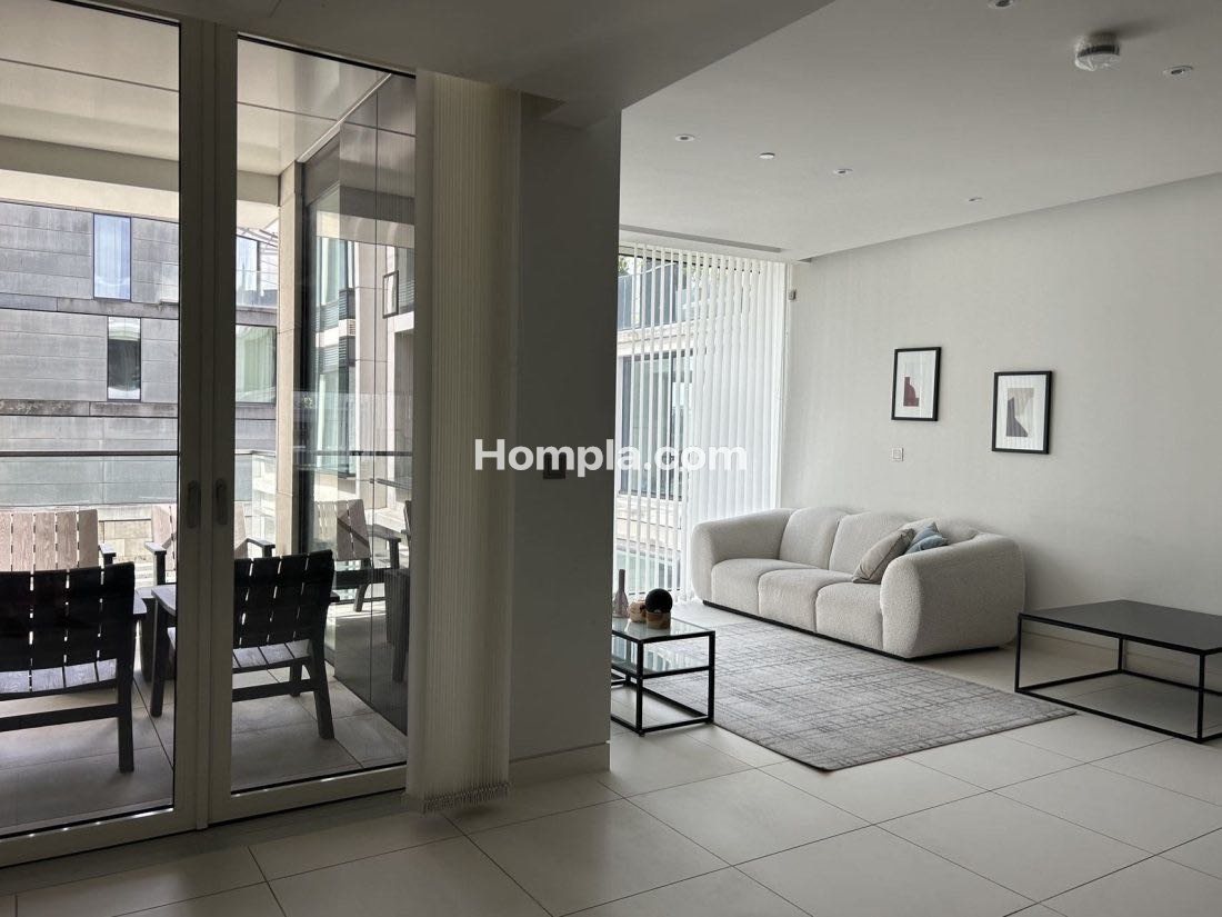 Sugar Quay apartment
