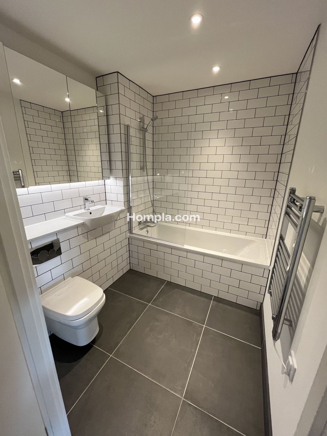 Platform apartment