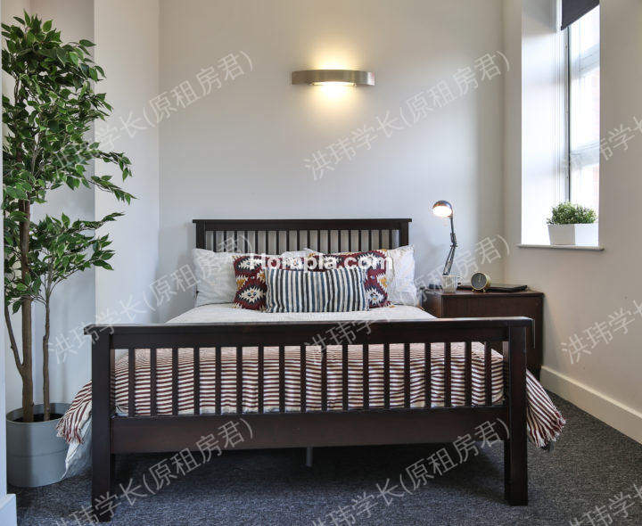 Dean Clarke Lofts apartment