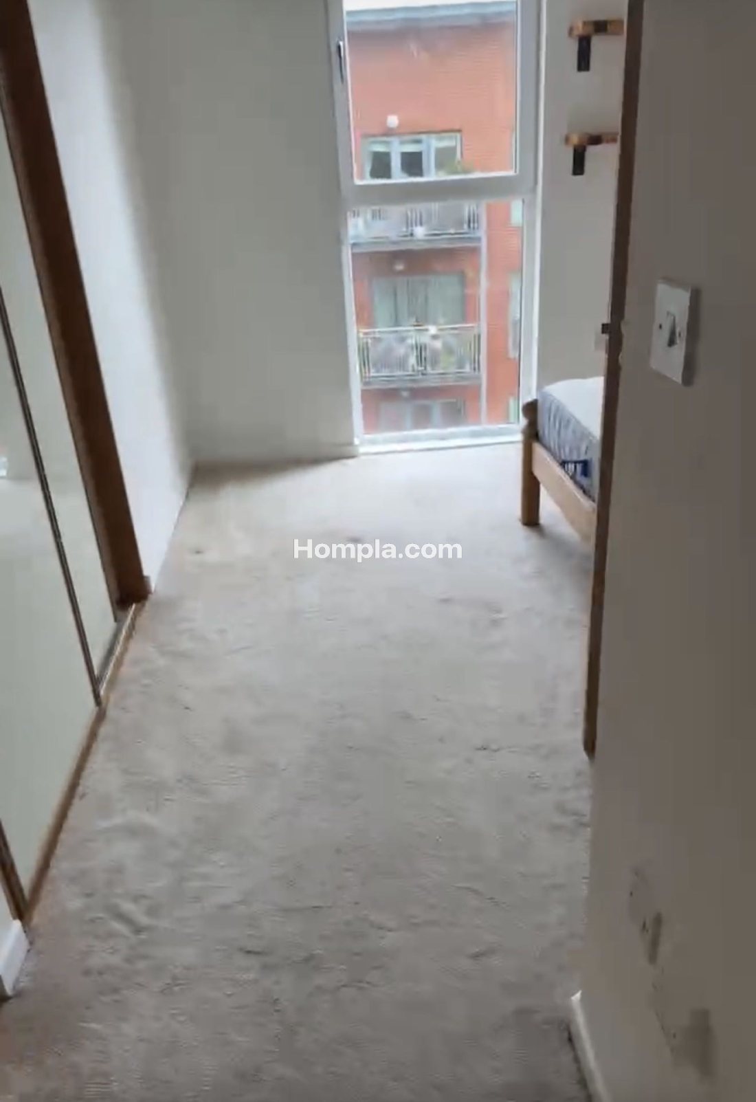 61 Mason Way apartment