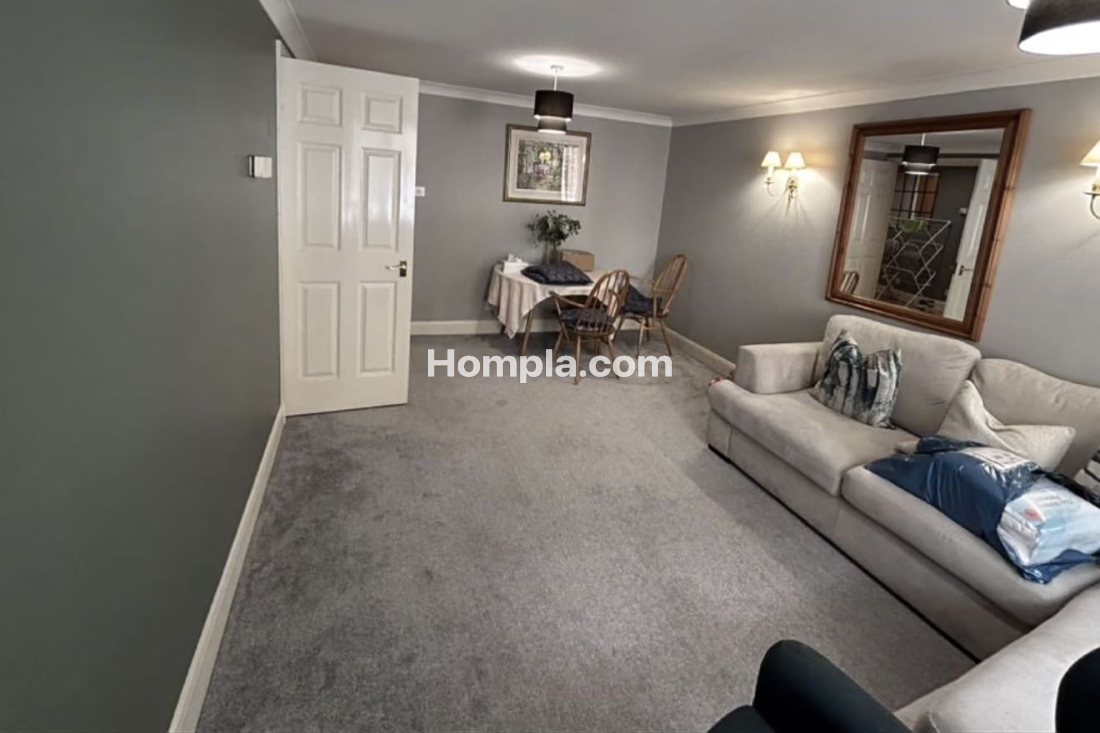 Regency Court apartment