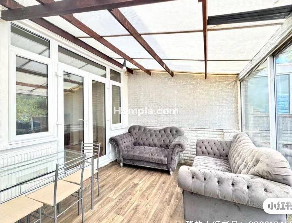 162 Nether Street apartment
