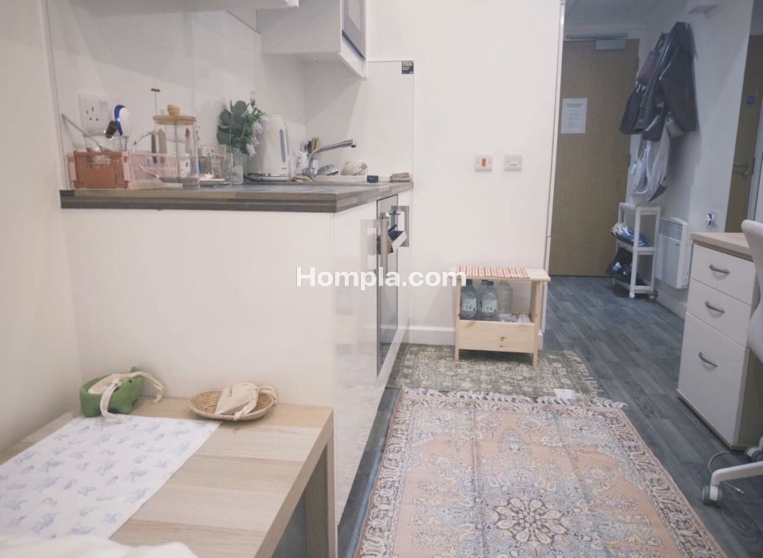 Abodus Student Living Castle hills apartment
