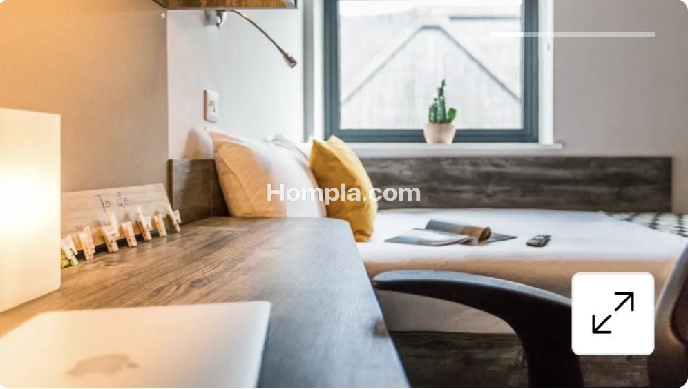 queens court apartment