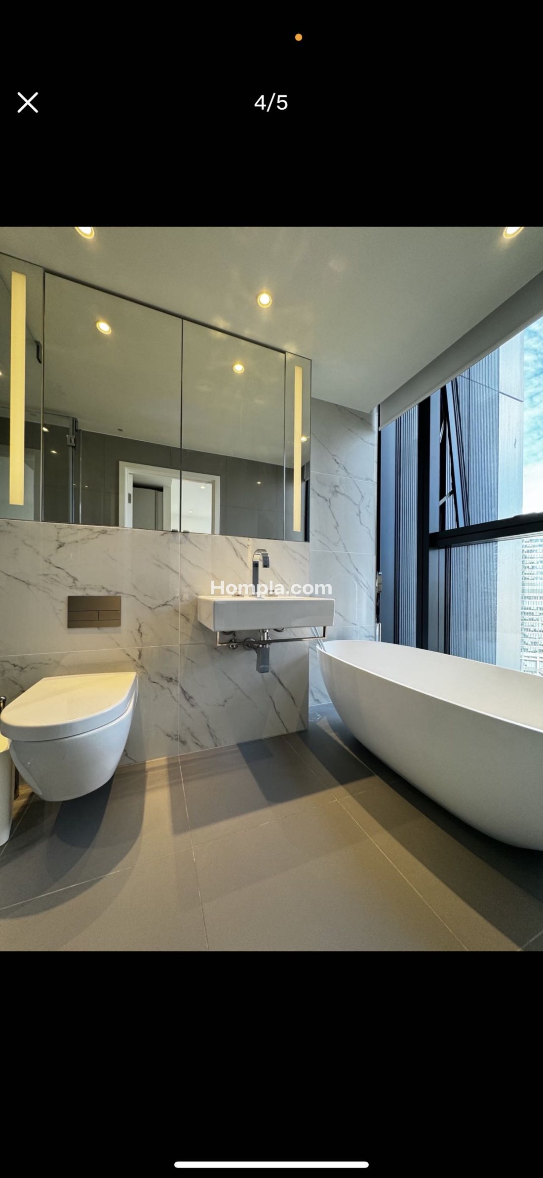 Hampton tower apartment