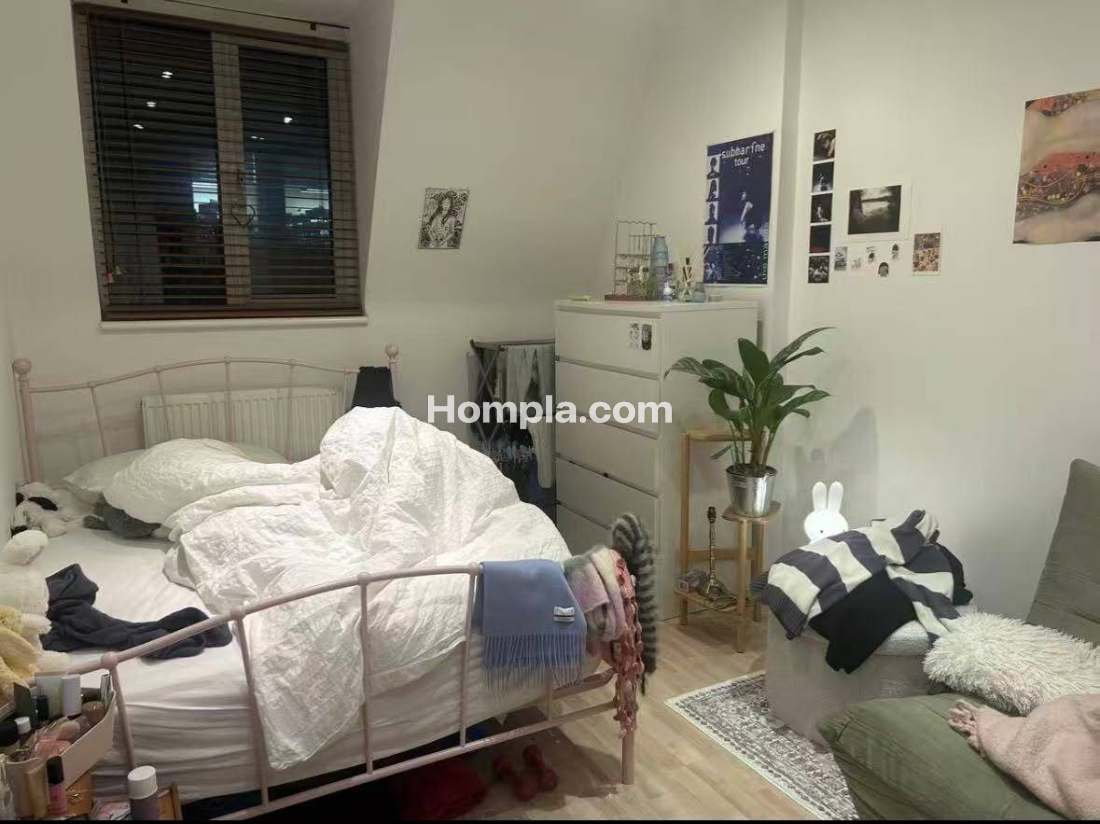 tottenham court road apartment