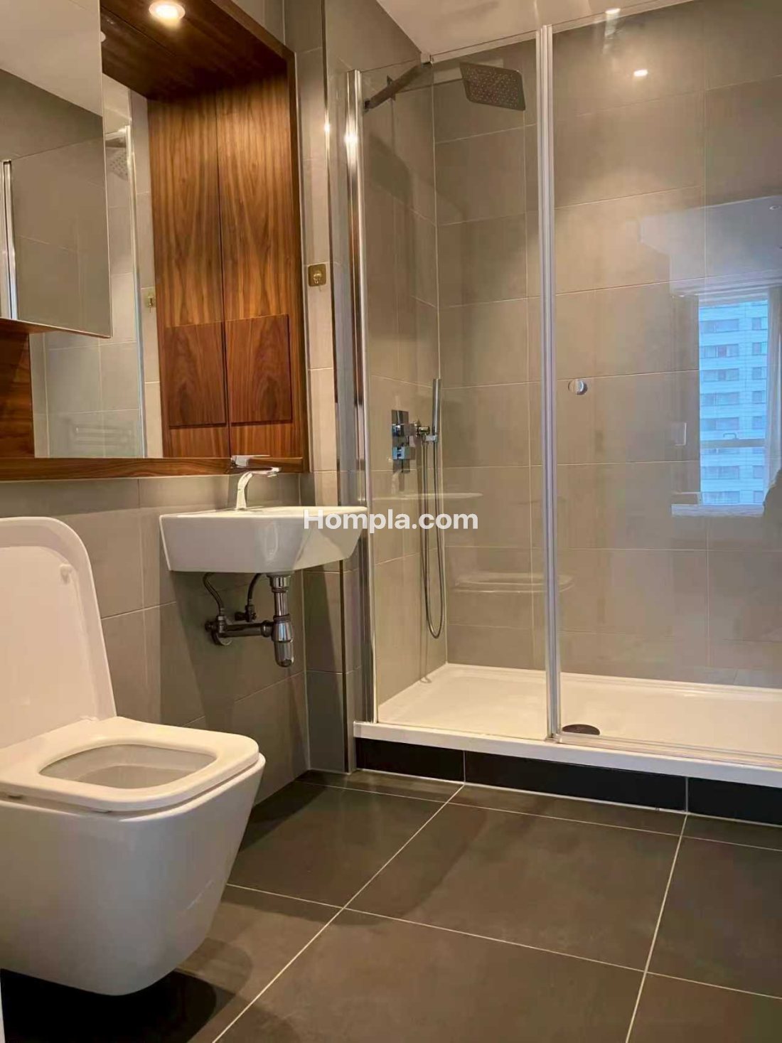 Ostro tower apartment