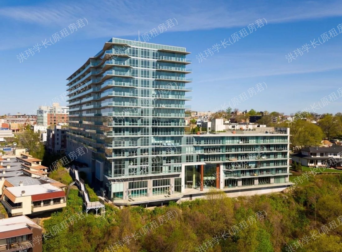 One Park Condo公寓