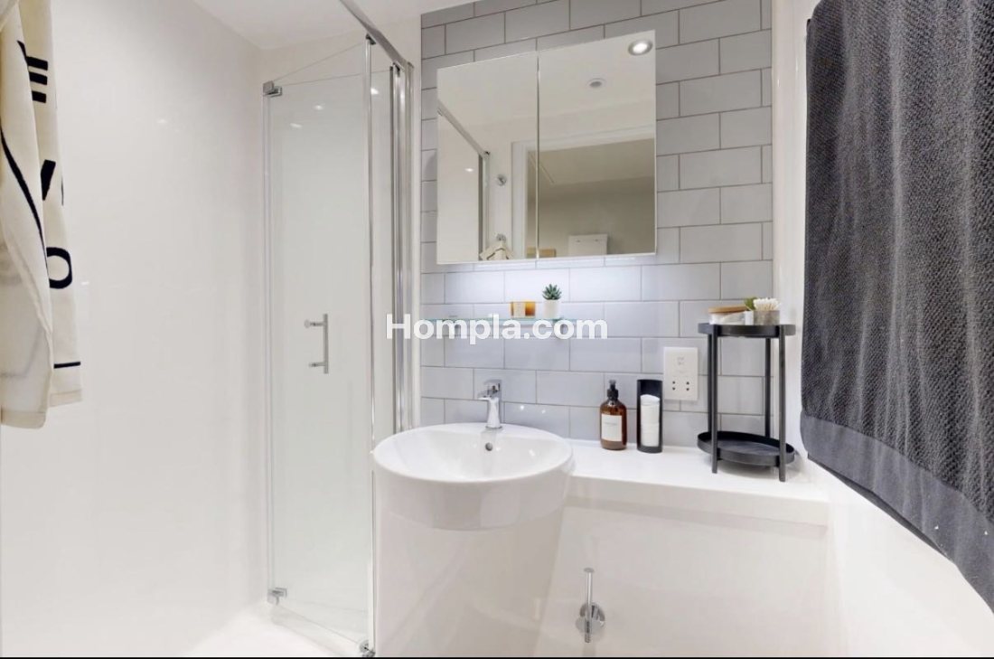Burley Studio apartment