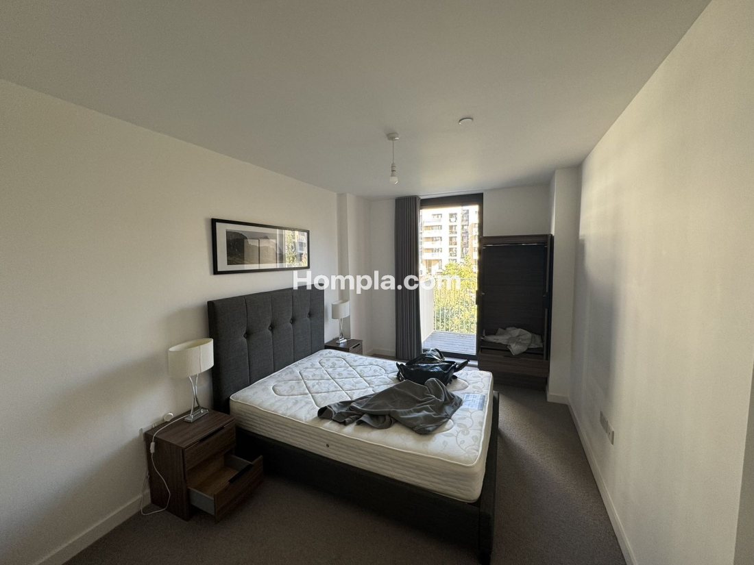 Giles House apartment