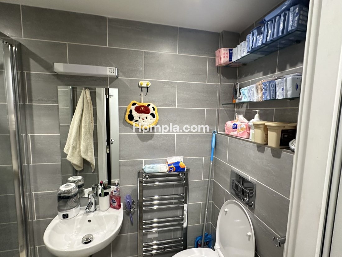 Westcombe House apartment
