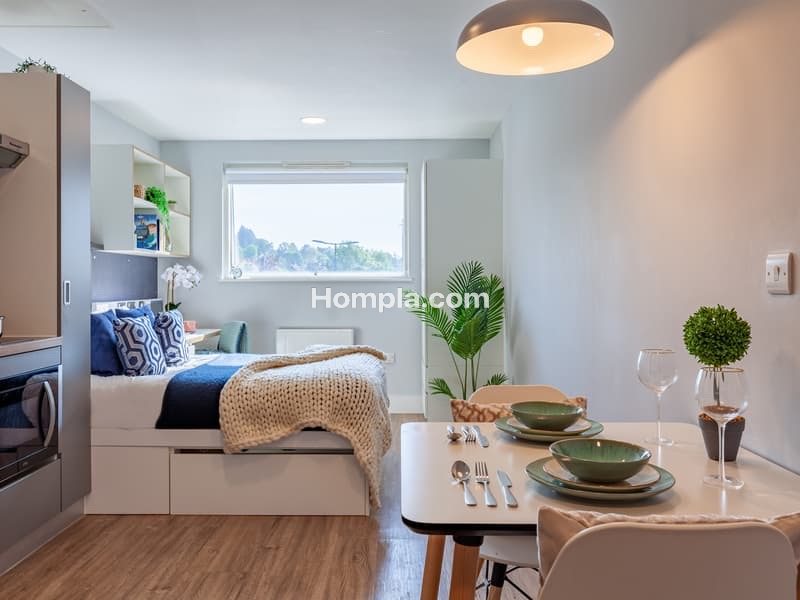 Prestige Student Living, West Way Square apartment